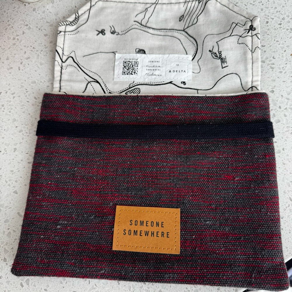 Someone somewhere Artisan amenities Pouch from Delta First Class